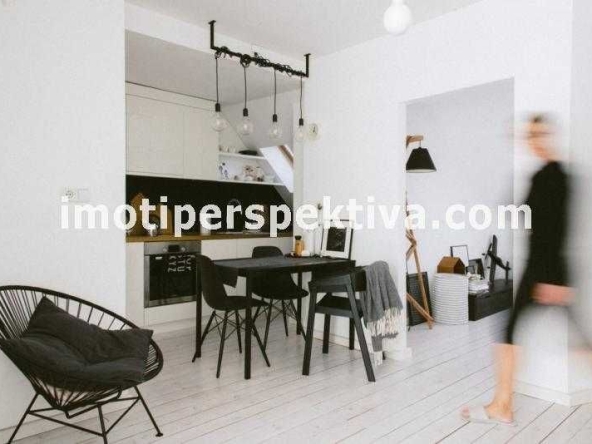 Тристаен апартамент в Пловдив, Кючук Париж - 83 кв.м за 2229 €/кв.м - Снимка #1