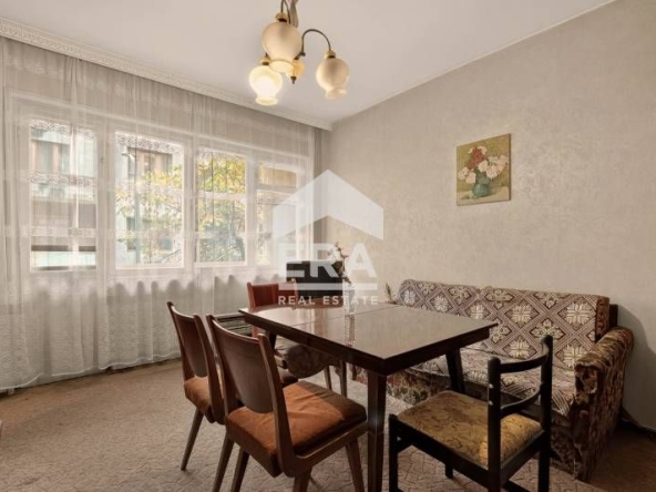 Четиристаен апартамент в Варна, Гръцка махала - 105 кв.м за 2562 €/кв.м - Снимка #1