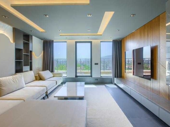 Дава се под наем Тристаен апартамент в София, Редута - 97 кв.м за 488.58 € - Снимка #1