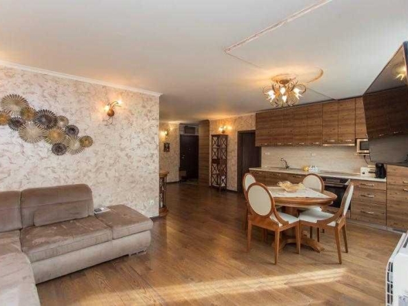 Четиристаен апартамент в София, Овча купел - 128 кв.м за 813 €/кв.м - Снимка #1