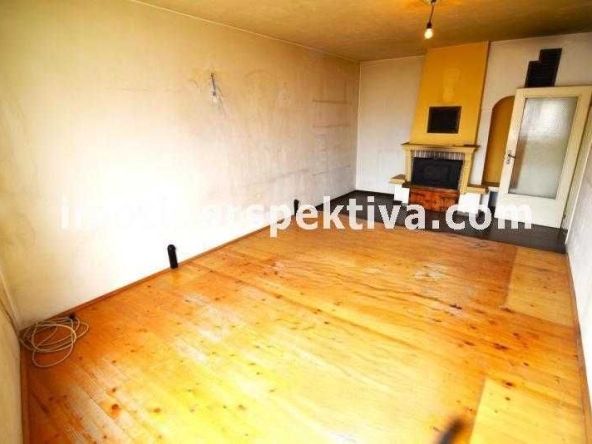 Двустаен апартамент в Пловдив, Кючук Париж - 65 кв.м за 800 €/кв.м - Снимка #1