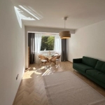 Дава се под наем Тристаен апартамент в София, Изток - 105 кв.м за 663 € - Снимка #1