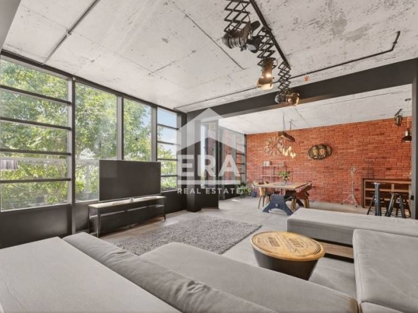 Къща в Варна, м-т Кочмар - 272 кв.м за 1107 €/кв.м - Снимка #1