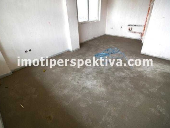 Двустаен апартамент в Пловдив, Кючук Париж - 53 кв.м за 688 €/кв.м - Снимка #1