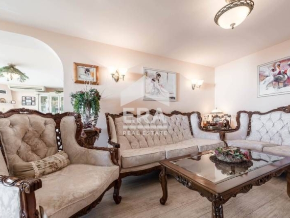 Къща в Варна, м-т Траката - 500 кв.м за 1010 €/кв.м - Снимка #1