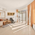 Къща в Варна, м-т Св. Никола - 258 кв.м за 1324 €/кв.м - Снимка #1