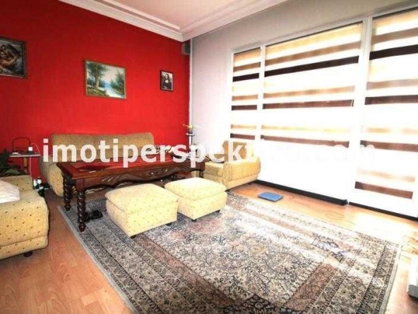 Тристаен апартамент в Пловдив, Кючук Париж - 94 кв.м за 803 €/кв.м - Снимка #1
