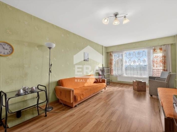 Двустаен апартамент в Варна, Младост 2 - 61 кв.м за 1004 €/кв.м - Снимка #1