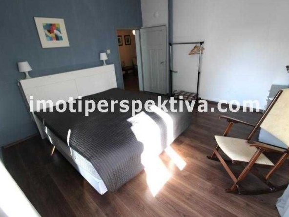 Тристаен апартамент в Пловдив, Кючук Париж - 76 кв.м за 958 €/кв.м - Снимка #1