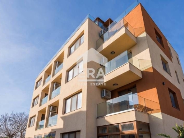 Двустаен апартамент в Варна, м-т Траката - 61 кв.м за 1388 €/кв.м - Снимка #1