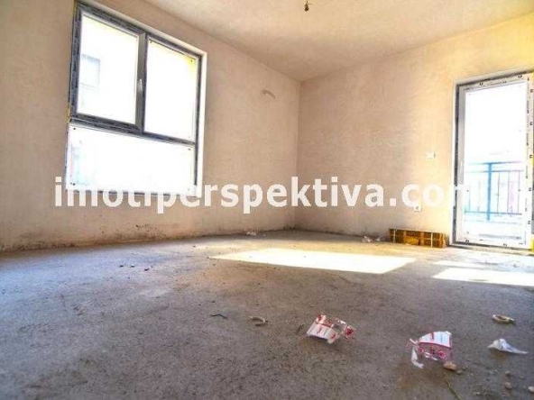 Тристаен апартамент в Пловдив, Кючук Париж - 92 кв.м за 950 €/кв.м - Снимка #1