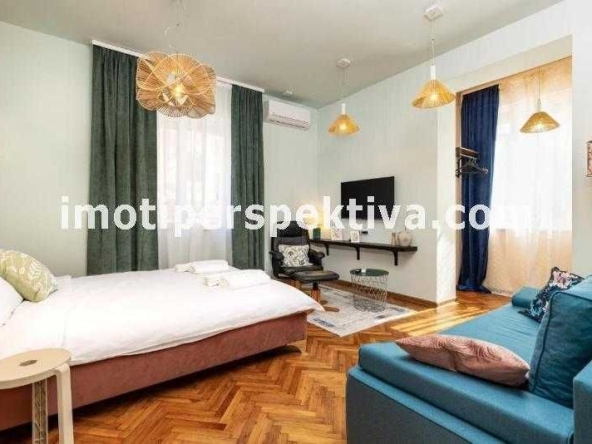 Тристаен апартамент в Пловдив, Център - 86 кв.м за 1541 €/кв.м - Снимка #1