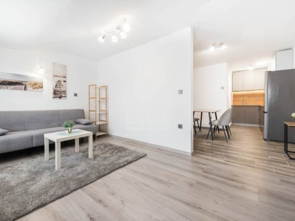 Двустаен апартамент в Варна, Окръжна болница - 62 кв.м за 1539 €/кв.м - Снимка #1