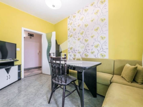 Тристаен апартамент в Варна, Цветен квартал - 93 кв.м за 1827 €/кв.м - Снимка #1