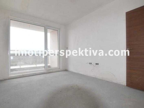 Двустаен апартамент в Пловдив, Тракия - 63 кв.м за 1639 €/кв.м - Снимка #1