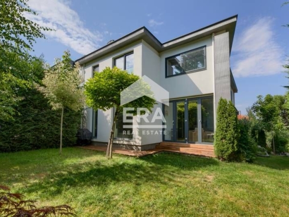 Къща в София, Драгалевци - 345 кв.м за 3334 €/кв.м - Снимка #1