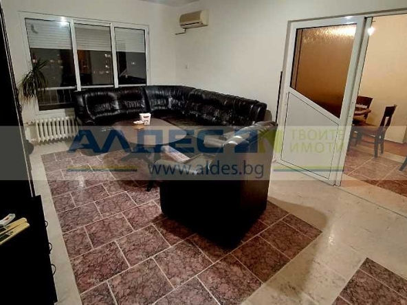 Тристаен апартамент в София, Дружба 2 - 103 кв.м за 2319 €/кв.м - Снимка #1