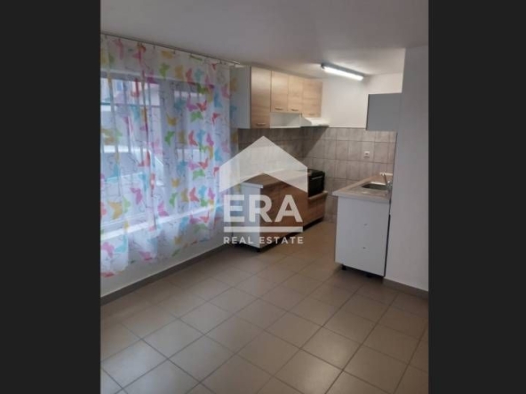 Дава се под наем Едностаен апартамент в Варна, Погреби - 30 кв.м за 210 € - Снимка #1