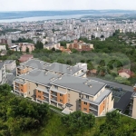 Тристаен апартамент в Варна, м-т Пчелина - 72 кв.м за 1556 €/кв.м - Снимка #1