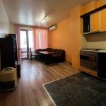 Дава се под наем Тристаен апартамент в София, Студентски град - 90 кв.м за 600 € - Снимка #1