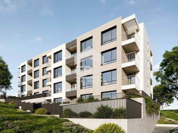 Двустаен апартамент в Варна, Изгрев - 52 кв.м за 785 €/кв.м - Снимка #1