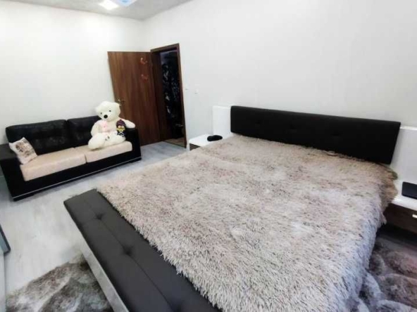 Дава се под наем Тристаен апартамент в София, Гео Милев - 75 кв.м за 600 € - Снимка #1