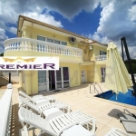 Къща в Балчик - 465 кв.м за 1119 €/кв.м - Снимка #1