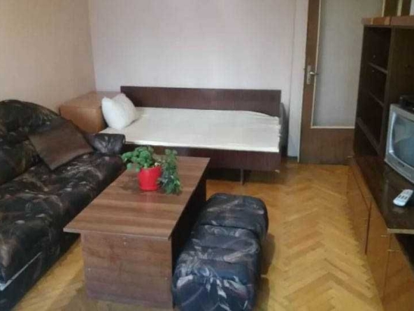 Дава се под наем Едностаен апартамент в София, Люлин 6 - 43 кв.м за 428.91 € - Снимка #1