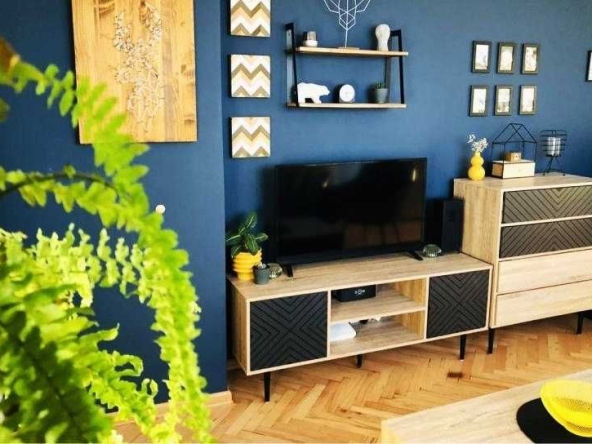 Дава се под наем Двустаен апартамент в София, Банишора - 75 кв.м за 500 € - Снимка #1