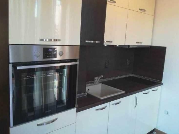 Дава се под наем Двустаен апартамент в София, Надежда 4 - 62 кв.м за 349 € - Снимка #1