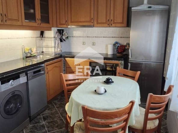 Дава се под наем Двустаен апартамент в София, Стрелбище - 76 кв.м за 698.19 € - Снимка #1