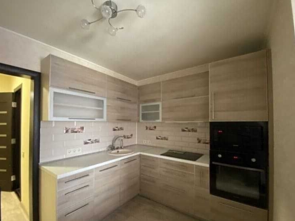 Дава се под наем Едностаен апартамент в Пловдив, Тракия - 36 кв.м за 175 € - Снимка #1