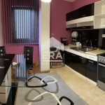 Дава се под наем Двустаен апартамент в Плевен, Идеален център - 65 кв.м за 306 € - Снимка #1