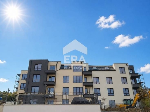Двустаен апартамент в Варна, м-т Пчелина - 64 кв.м за 940 €/кв.м - Снимка #1