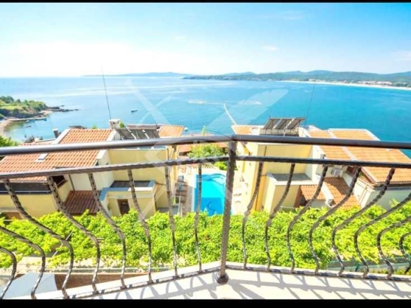 Хотел в Созопол - 421 кв.м за 1212 €/кв.м - Снимка #1