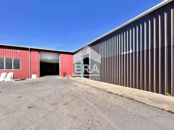 Дава се под наем Склад в с. Петърч, Област София-област - 870 кв.м за 2000 € - Снимка #1