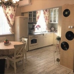 Дава се под наем Тристаен апартамент в София, Център - 70 кв.м за 700 € - Снимка #1