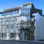 Тристаен апартамент в Варна, Център - 140 кв.м за 3076 €/кв.м - Снимка #1