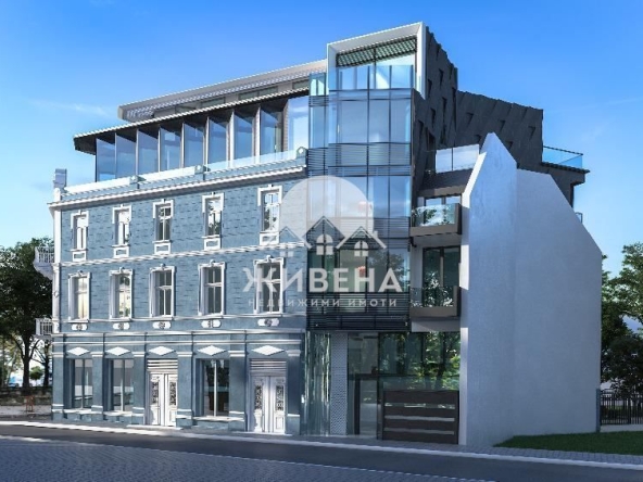 Тристаен апартамент в Варна, Център - 140 кв.м за 3076 €/кв.м - Снимка #1