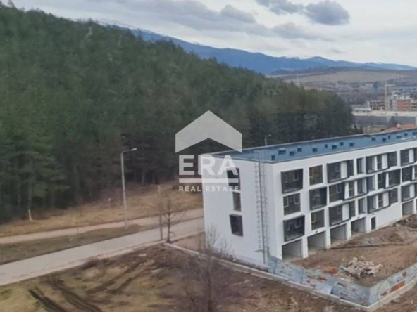 Четиристаен апартамент в Перник, Изток - 91 кв.м за 1154 €/кв.м - Снимка #1