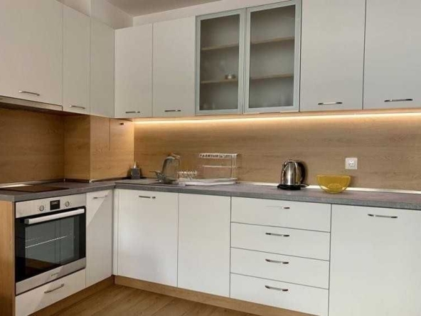 Дава се под наем Двустаен апартамент в София, Драгалевци - 95 кв.м за 469.2 € - Снимка #1