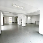 Дава се под наем Магазин в Кърджали, Център - 100 кв.м за 398.82 € - Снимка #1