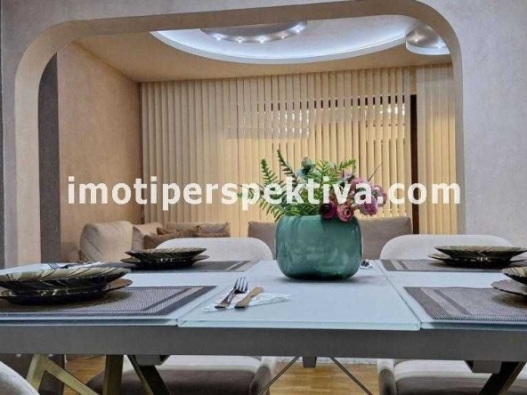 Тристаен апартамент в Пловдив, Кършияка - 93 кв.м за 1818 €/кв.м - Снимка #1