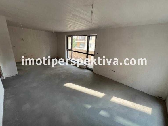 Тристаен апартамент в Пловдив, Коматево - 110 кв.м за 1228 €/кв.м - Снимка #1