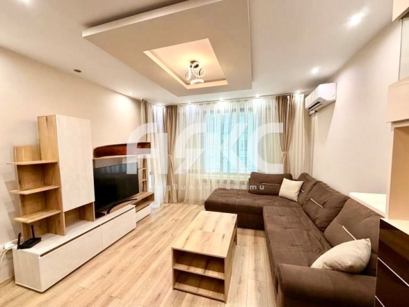 Двустаен апартамент в София, Дружба 2 - 72 кв.м за 1700 €/кв.м - Снимка #1