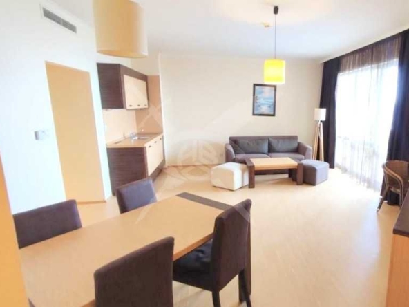 Двустаен апартамент в к.к. Слънчев бряг - 82 кв.м за 523 €/кв.м - Снимка #1