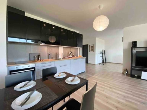 Едностаен апартамент в София, Център - 38 кв.м за 2172 €/кв.м - Снимка #1