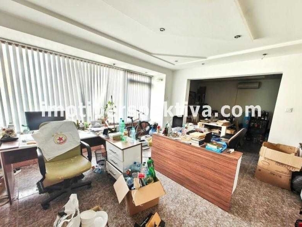 Тристаен апартамент в Пловдив, Кършияка - 87 кв.м за 1537 €/кв.м - Снимка #1