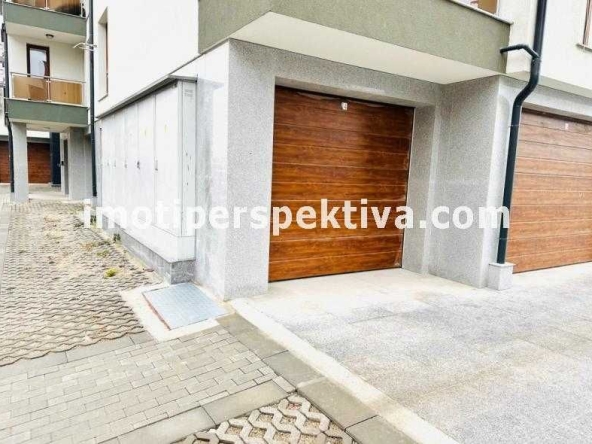 Гараж / Паркомясто в Пловдив, Кючук Париж - 20 кв.м за 1550 €/кв.м - Снимка #1