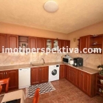 Етаж от къща в Пловдив, Кючук Париж - 140 кв.м за 1750 €/кв.м - Снимка #1